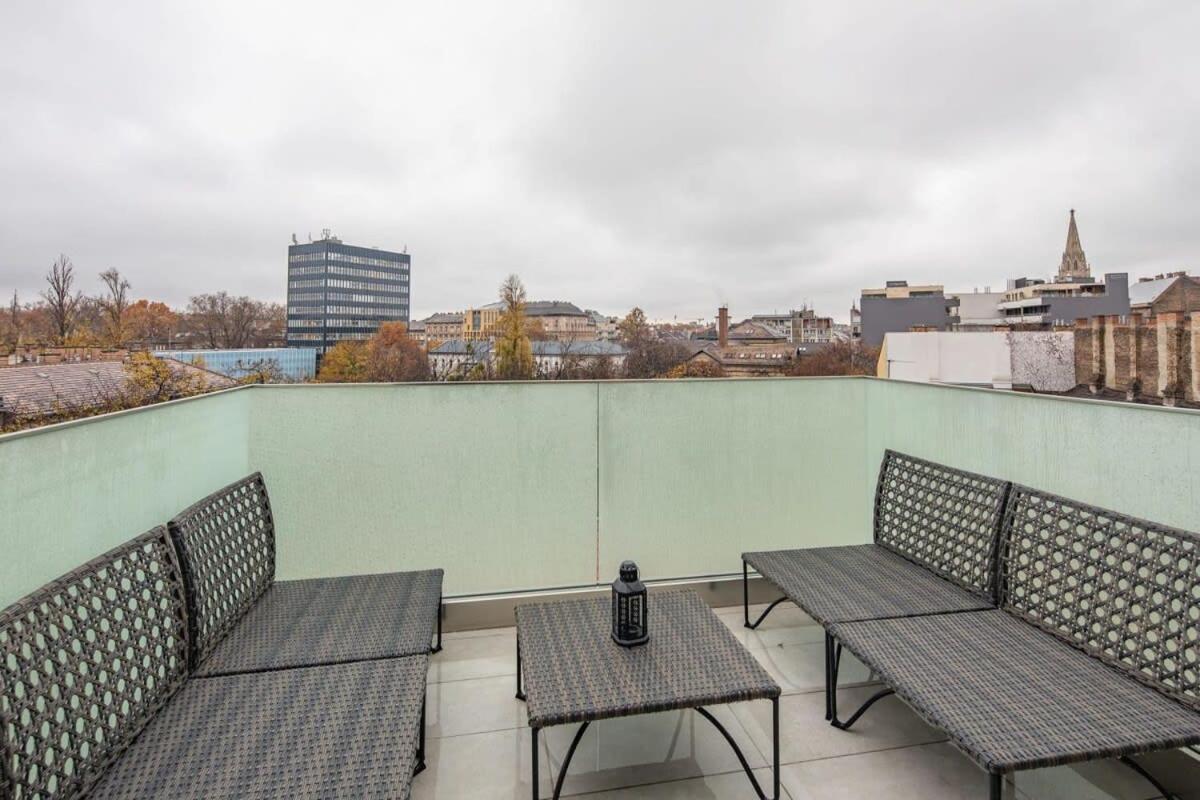 Modern Bright Place With Terrace Appartement